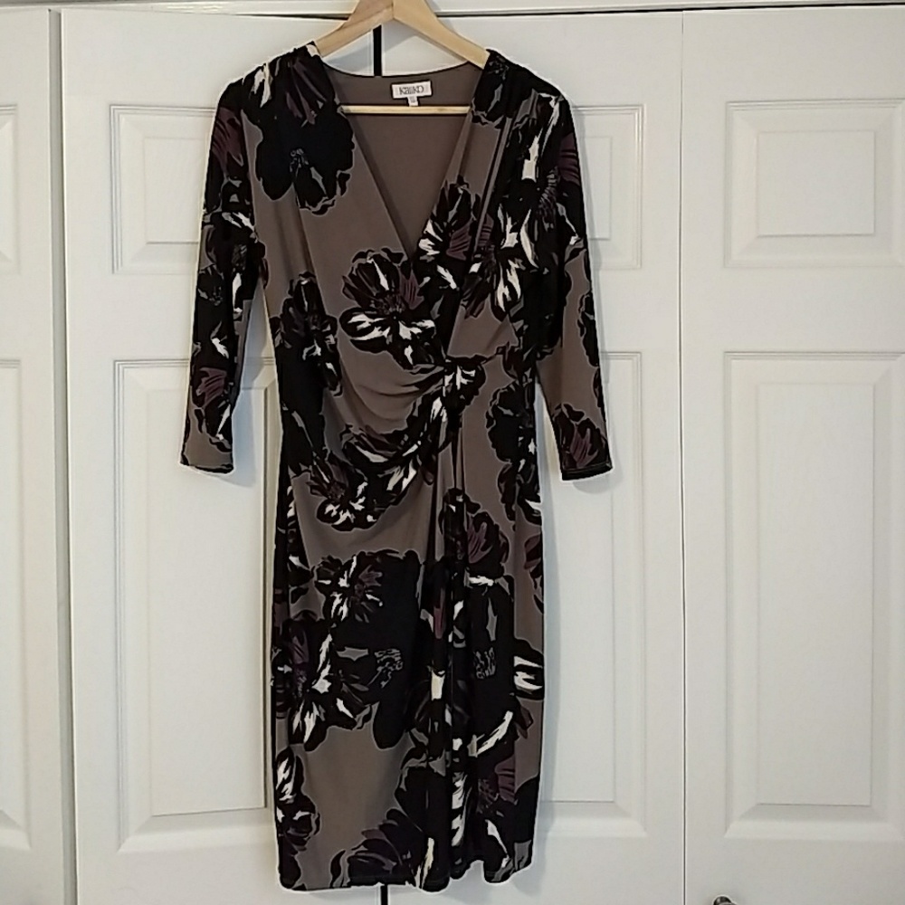 Ladies floral faux wrap dress with V neckline